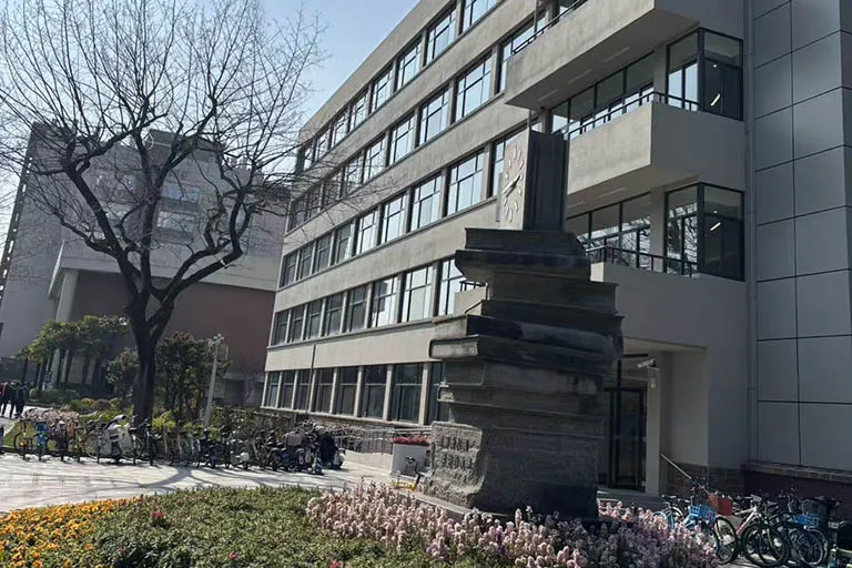 复旦大学智慧教室改造-禹亮科技