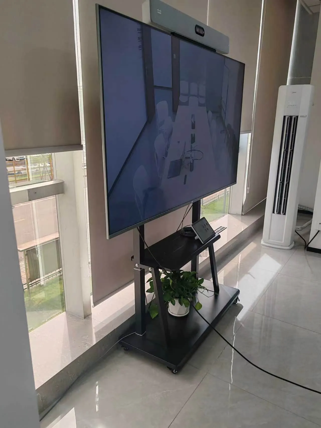 思科+科大讯飞+利旧视频会议打造场景
