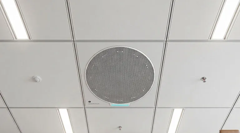 1786589699146317.webp 大型会议室分布式扬声器与吸顶麦克风无感扩声系统设计