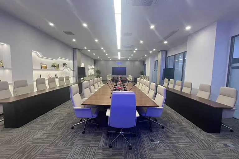 湖北武汉某半导体企业大型会议室：思科 Room Kit Pro PTZ4K 跨平台视频会议方案深度解析